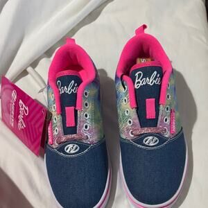Heelys 3 Barbie Edition new in box never worn really cute subtle barbie theme
